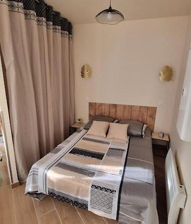 Studio Refait A Neuf Classe 3 Etoiles Chatel-Guyon Bagian luar foto