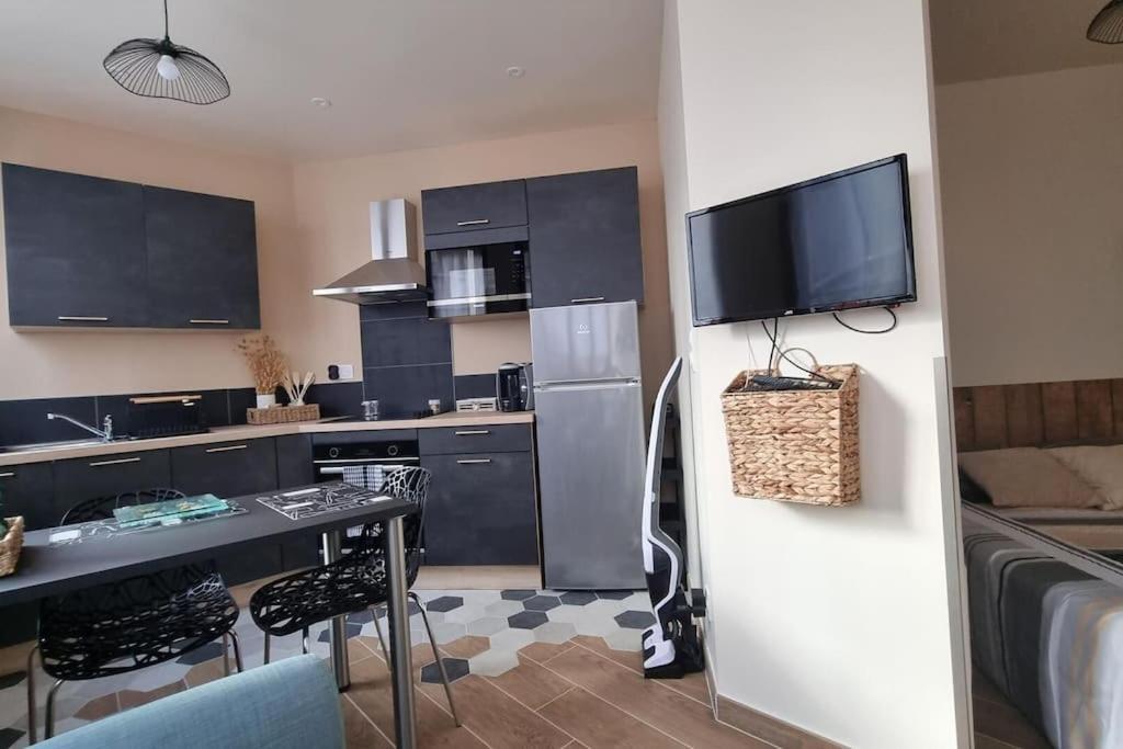 Studio Refait A Neuf Classe 3 Etoiles Chatel-Guyon Bagian luar foto